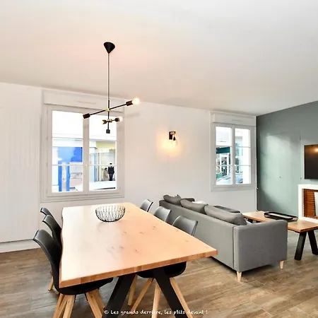 Aunis Bas Apartment